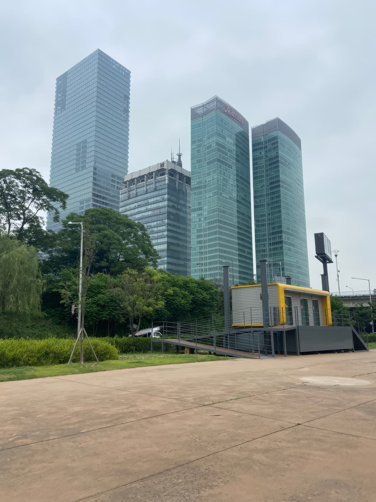 Yeouido Park Centre, Seoul - Marriott Executive Apartments
